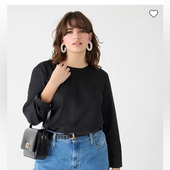 Long-sleeve button-back top in everyday crepe - Picture 2 of 11